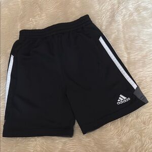 Adidas boys Black Shorts Sz 3t
